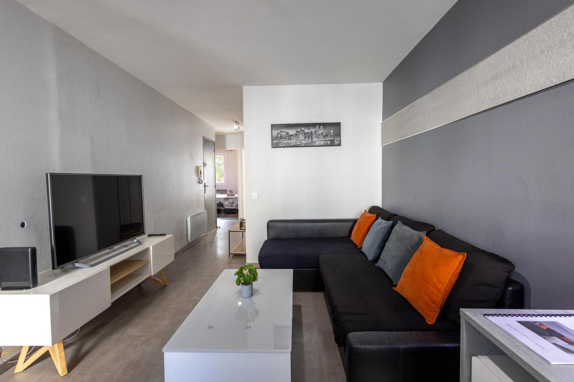 L'Eveche - T3 Spacieux & Traversant En Hypercentre กัสทร์ ภายนอก รูปภาพ